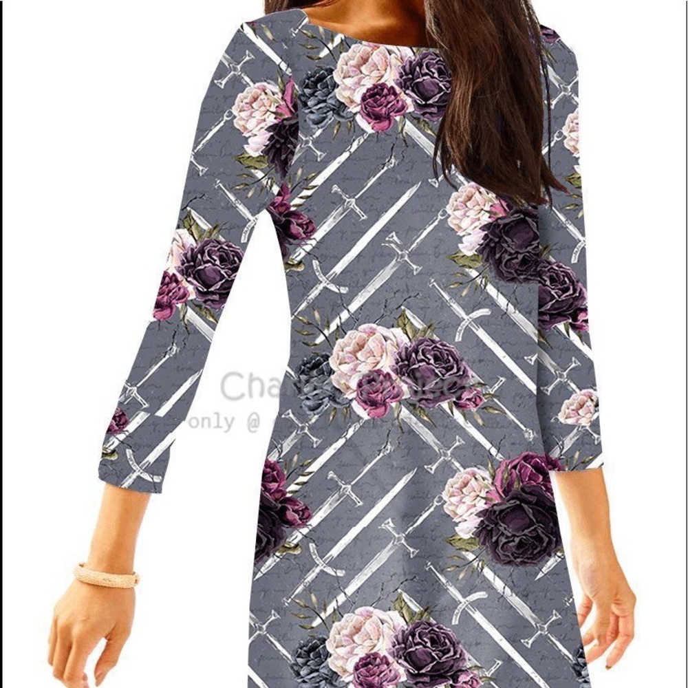 🎉 GOT Roses Tunic